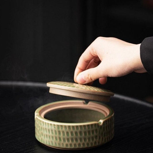 AsiaRetro – Handgefertigter Aschenbecher